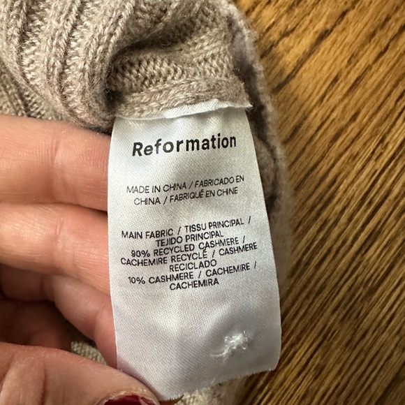 Reformation Fantino Cashmere Collared Cardigan - Picture 5 of 8